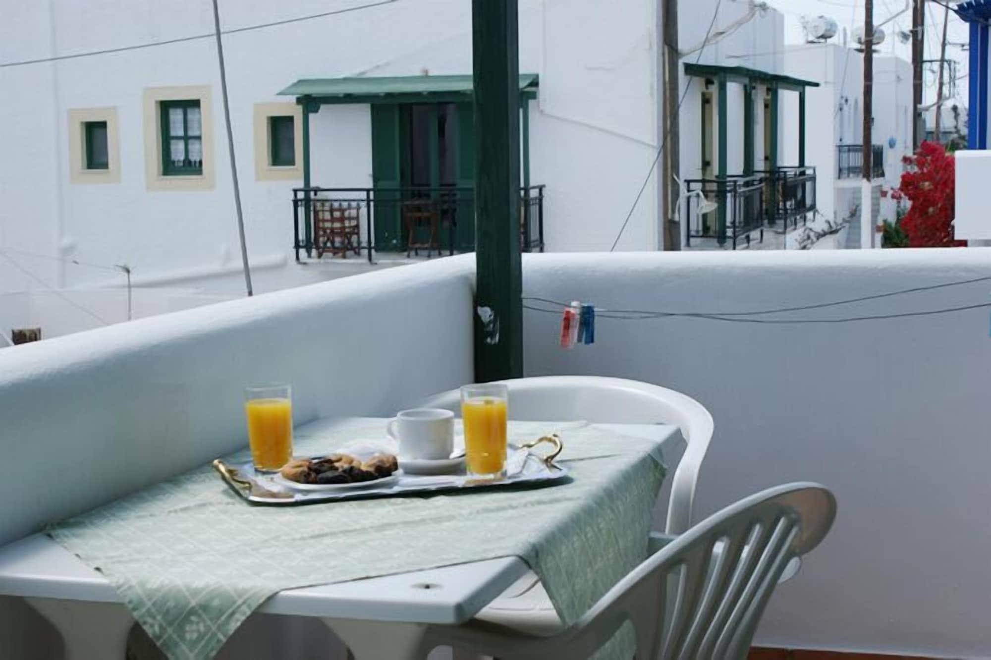Jason Studios & Apartments Naxos City Екстер'єр фото