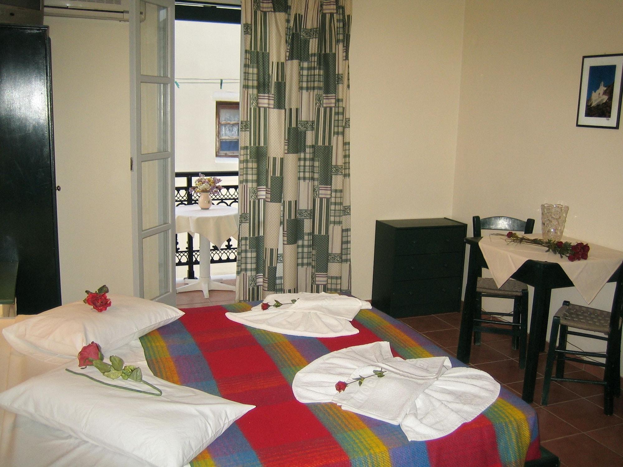 Jason Studios & Apartments Naxos City Екстер'єр фото