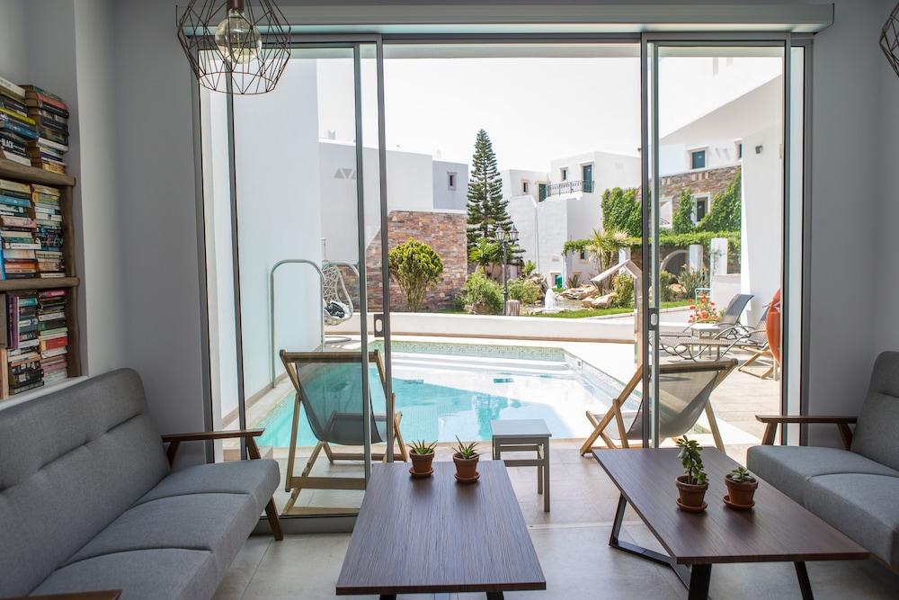Jason Studios & Apartments Naxos City Екстер'єр фото